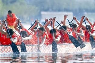 男女足均迎来双红会，利物浦官方发海报预热